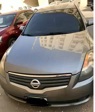 مستعملة Nissan Altima للبيع في الدوحة #5655 - 1  صورة 
